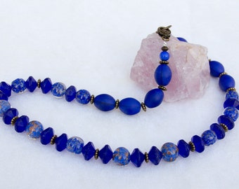 African Tradebeads Necklace Vaseline Gooseegg cobalt blue Marbles goldfoil 61 cm