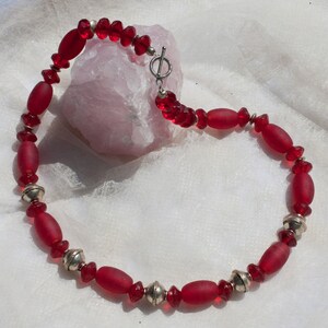 African Tradebeads Kette Amboseli in Rot mit Silber 45 cm Bild 1