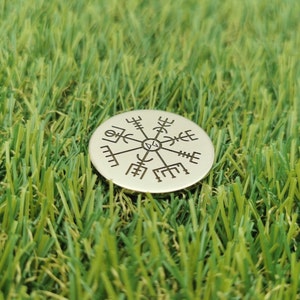 Golf Ballmarker Vegvisir. Neusilber 30 x 2 mm. Für Golfer und Golferinnen. Individuelle Sonderanfertigung. Wikinger Münze Bild 5