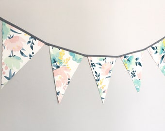 Wimpelkette Flowers Pastell •Wimpelkette aus Wachstuch•Wimpelkette Outdoor•ab 100cm