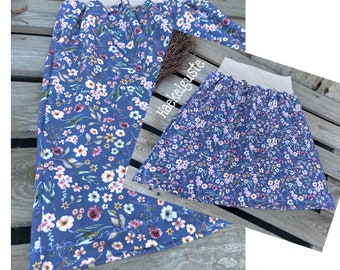 Knee-length floral skirt ladies hip skirt blue flowers blossoms