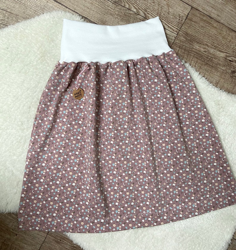 Organic jersey knee-length scattered flowers skirt women's skirt pink rose flowers flowers grasses image 4