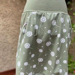 Knielanger oliv grüner Pusteblumen Rock Jersey Taillenrock Damen Rock mit Taschen Blume Bild 5