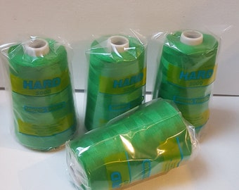 0.05EUR/100 m 4x5000 yards (4 x 4572 m) sewing thread overlock green