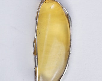 Amber Pendant