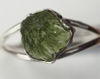 Moldavit Ring