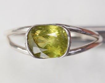 Sphene Ring