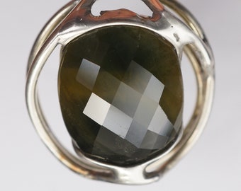 Sapphire Pendant