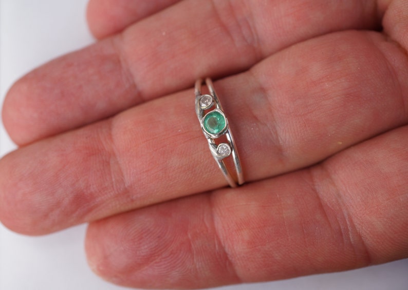 Emerald Diamond Ring image 3