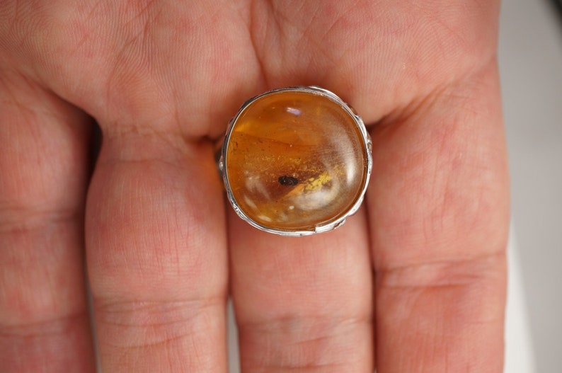 Copal with insect Ring
