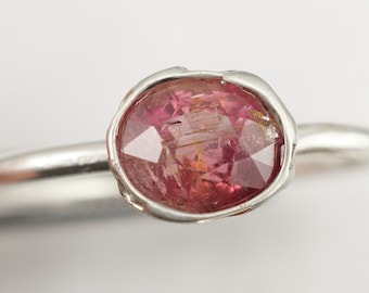 Tourmaline Ring, duchowa zabawka