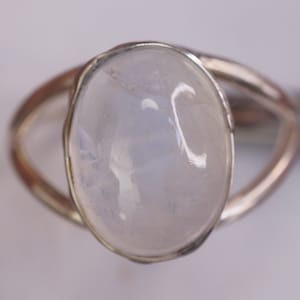 anello di pietra di luna