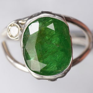 Tsavorite Diamond Ring