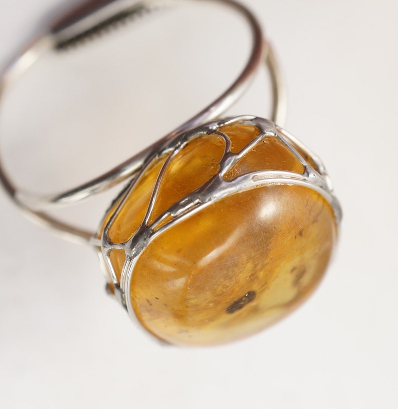 Copal with insect Ring
