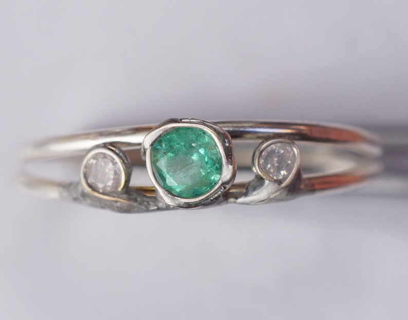Emerald Diamond Ring image 2