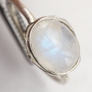 Anello di pietra di luna, giocattoli spirituale