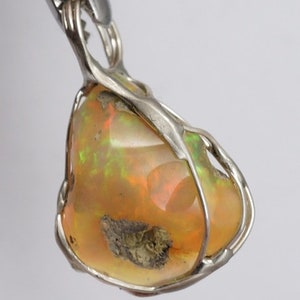 Welo Opal Pendant