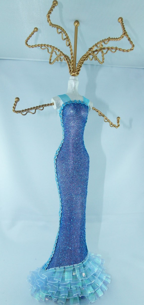 Very Beautiful Jewelry Stand for Necklaces Earrings Bracelets