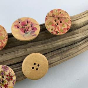 5 wooden buttons 30 mm natural flowers colorful flowers flowers printed natural colored buttons scrapbooking motif buttons image 3