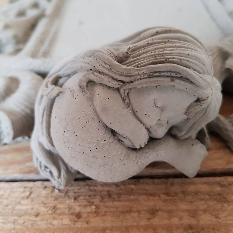 Silicone mould-MEERJUNGFRAU-7 x 6 cm