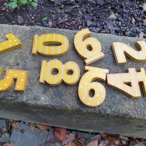 Zahlen aus Holz für Geburtstagskerze