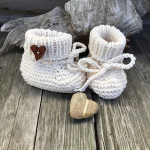 Knitted baby shoes 0-3 months, 3-6 months, choice of colors, baby socks, christening shoes, birth gift