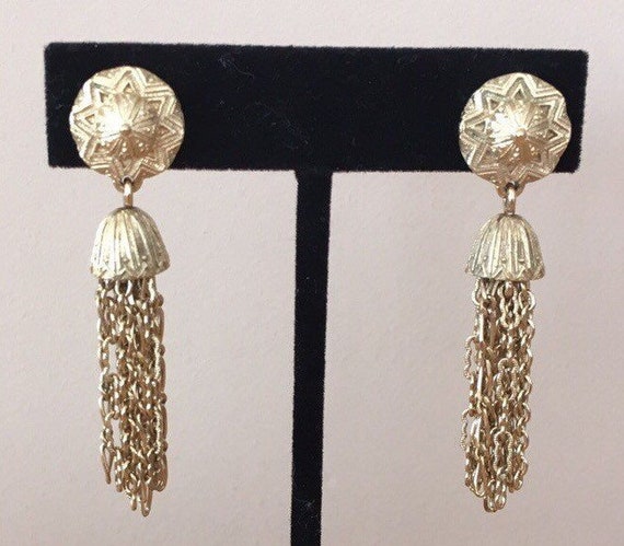 clip on earrings dior