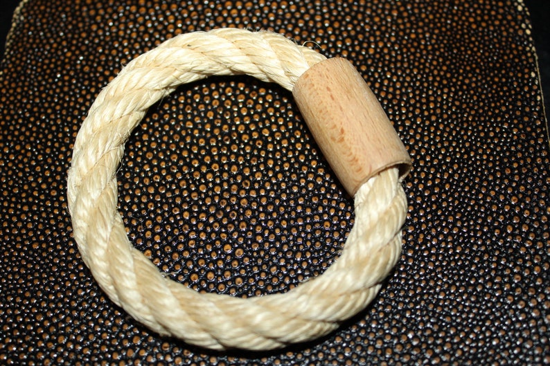 Vintage Mint Lovely Wood Twisted Rope Bangle Bracelet