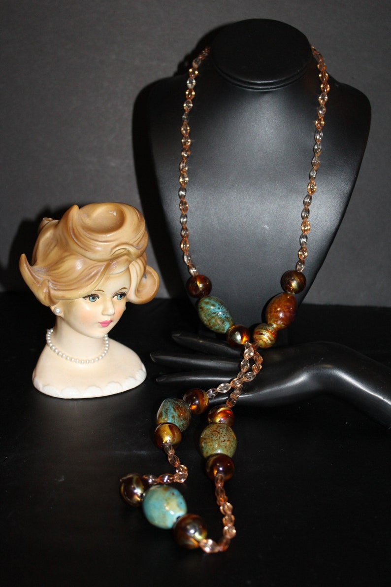 Vintage Retro Shell Green Lovely Long Lucite Long Necklace
