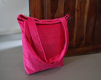 Shopper made of wide cord pink lining lime