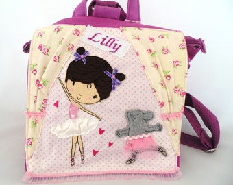 Kindergarten backpack can be personalized with name and motif