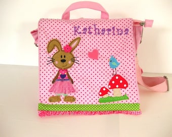 Kindergarten backpack can be personalized with name and motif