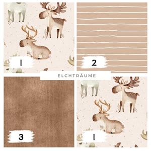 Könnte beinhalten: Eine Collage von Stoffmustern. Eines zeigt Cartoon-Elche auf hellrosa Hintergrund. Ein anderes hat horizontale weiße Streifen auf beigem Hintergrund. Das dritte ist eine einfarbige braune Textur. Das Wort "ELCHTRÄUME" steht in der Mitte.