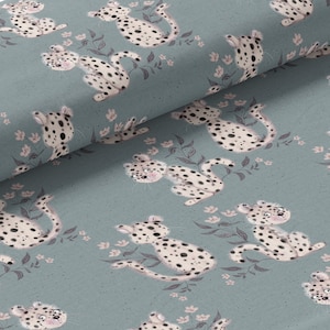 In-house production organic jersey / French Terry Leopard