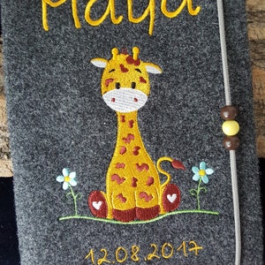 Tolle U-Hefthülle Wollfilz m. Namen Giraffe unisex Bild 1