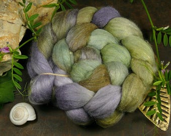 ZAUBERMOOS - Holo Kammzug Falkland Tussah 100gr, pflanzengefärbte Spinnfasern, (190 EUR/kg)