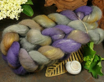 HARLEKIN - pflanzengefärbter Kammzug 95gr, Corriedale 25mic mit Glitzer-Nylon, Spinnfasern, Filzfasern, (130EUR/kg)
