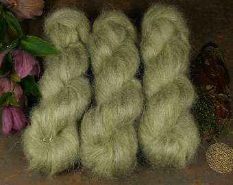 WIESE - 50gr Kidsilk Lace (1kg/430 EUR), Kidmohair & Seide pflanzengefärbt, edles Lacegarn mit Mohair, Lauflänge 420 Meter