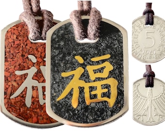 Anhänger Dog Tag 5 DM "Chinesisch Glück" mit Inlay und Baumwollband, original Münze, Silber 625er + Schmuckbeutel