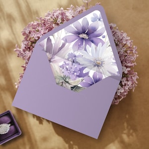 Hochzeit Umschlag Liner Lila Blüten, druckbare Umschlag Liner, Lila Hochzeit stationär, Sofort Download, 12 Größen, Floral Hochzeit