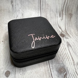 Personalisierte Schmuckbox - Schmuckkästchen personalisiert - Schmuckbox - Schmucketui - Geschenk Braut - Reise - personalisiert - Schmuck