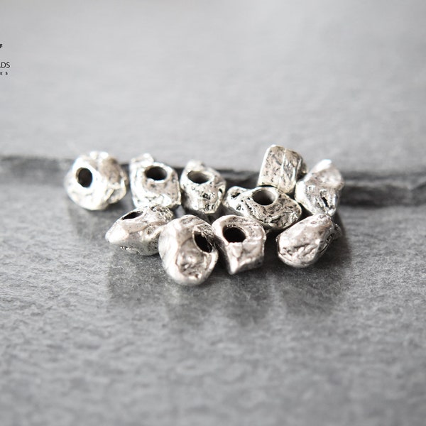 Petites perles anciennes de pépites d’argent par Nunn Design, perles de forme organique, 5mm à 8mm, 10 perles (ND-47)