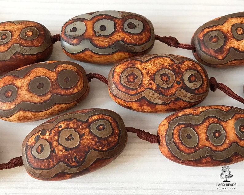 ST-54 Focal Beads Large Tibetan Agate Beads Large Oval Dzi Beads Dzi Agate Beads Mala Beads 2 beads Replica Dzi Beads
