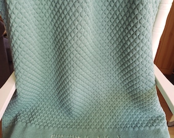 Neugeborene Weiche Babydecken aus Merinowolle extrafein gestrickt, weich, große Farbauswahl, personalisiert