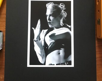 0-HO14BB Gwen Stefani 35cm x 45cm,14inch x 18inch Silk Print Poster