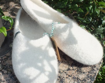 Felt clogs size 44 wool white with latex sole