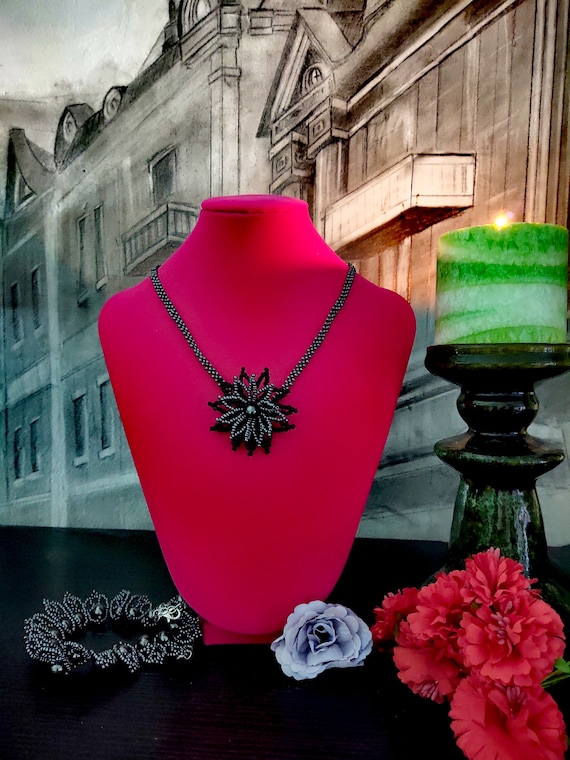Collana Girocollo Vintage Con Fiore Gotico - Nastro Floreale Regolabile In Ecopelle, Gioiello Cosplay E Bohémien Per Donna