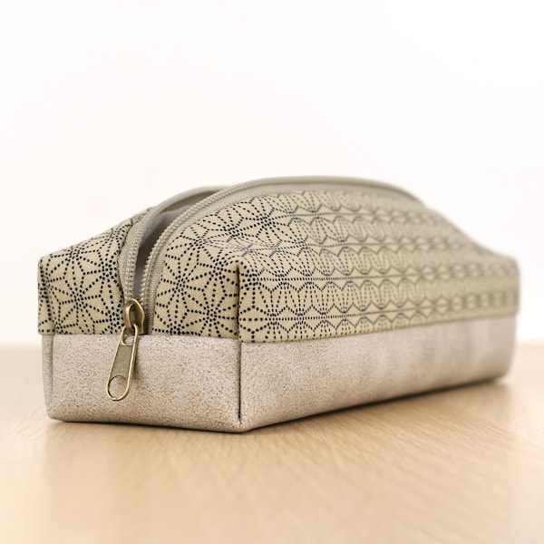 Pencil Case boxy with graphic Asanoha pattern