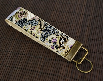Cordón con tela japonesa, llavero único, mini regalo, recuerdo de fiesta, llavero elegante, efectos dorados