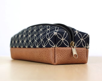 Pencil Case boxy with graphic circle pattern